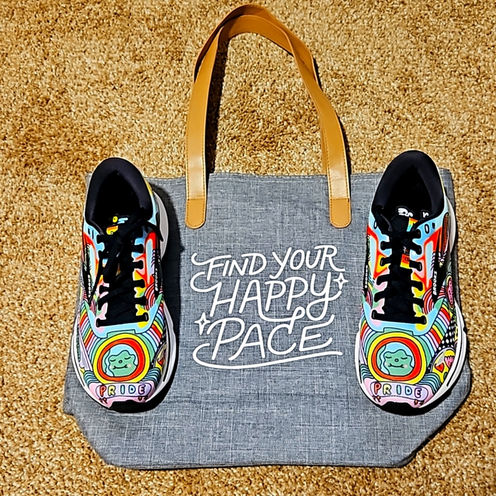 Brooks Ghost 15. Size 8.5. Multicolor 🌈